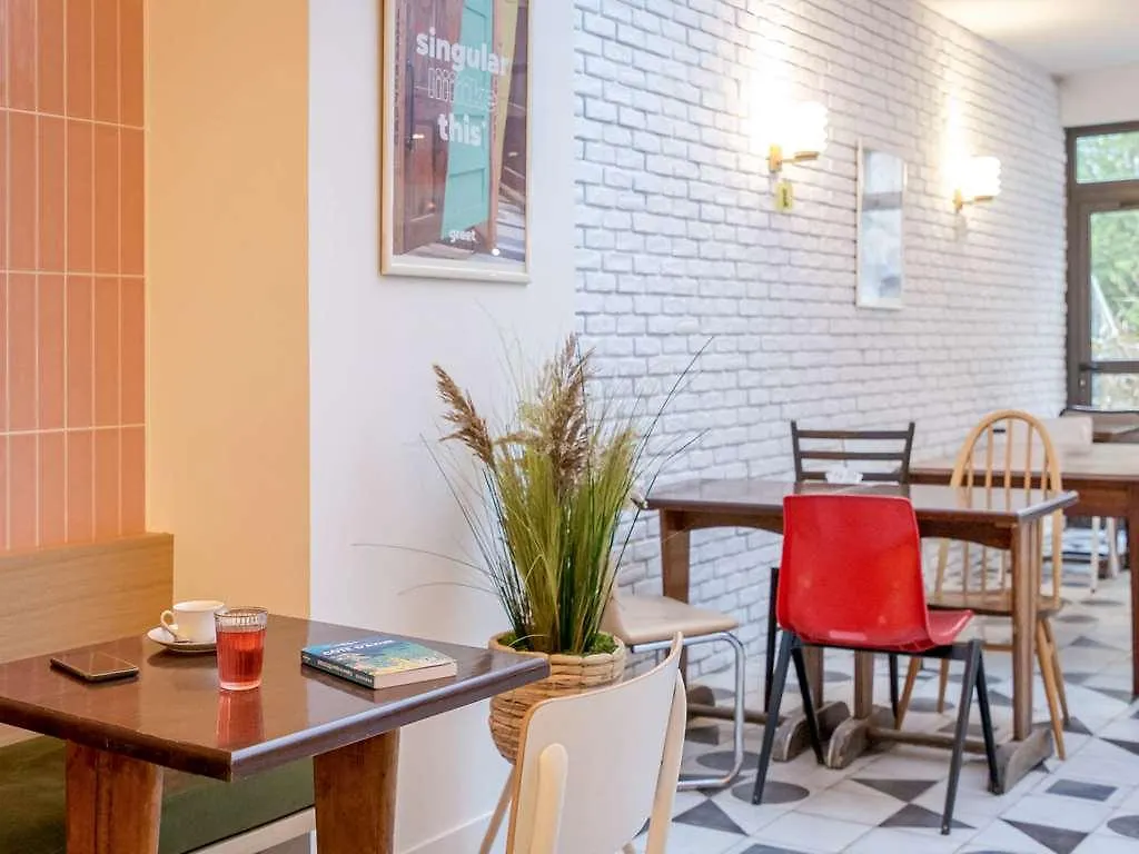 **  Greet Marseille Centre Saint Charles Hotel France