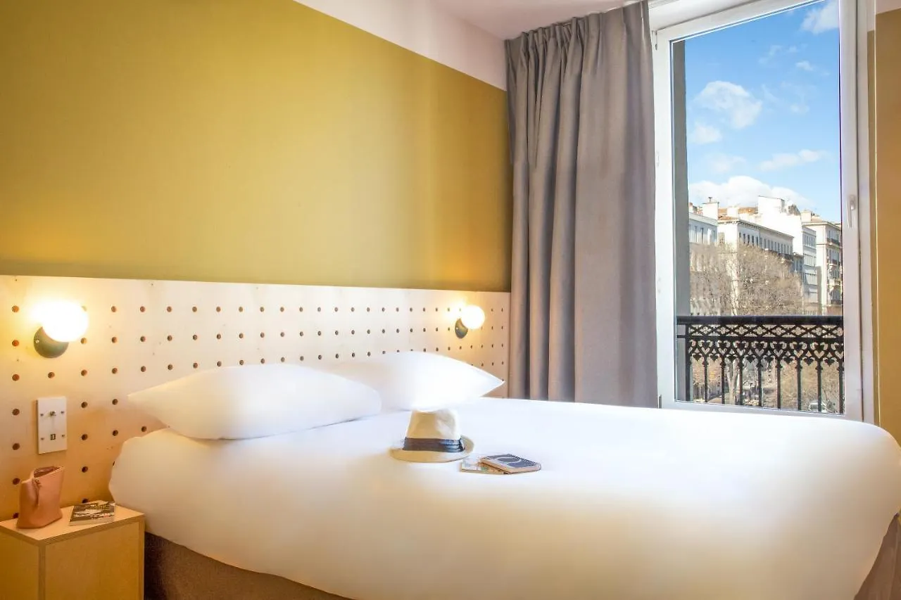 Greet Marseille Centre Saint Charles Hotel