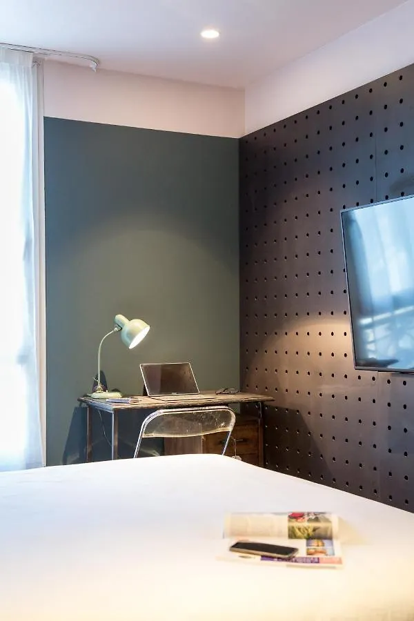 Greet Marseille Centre Saint Charles Hotel
