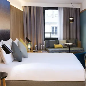 **** Hotel Drawing Frankreich
