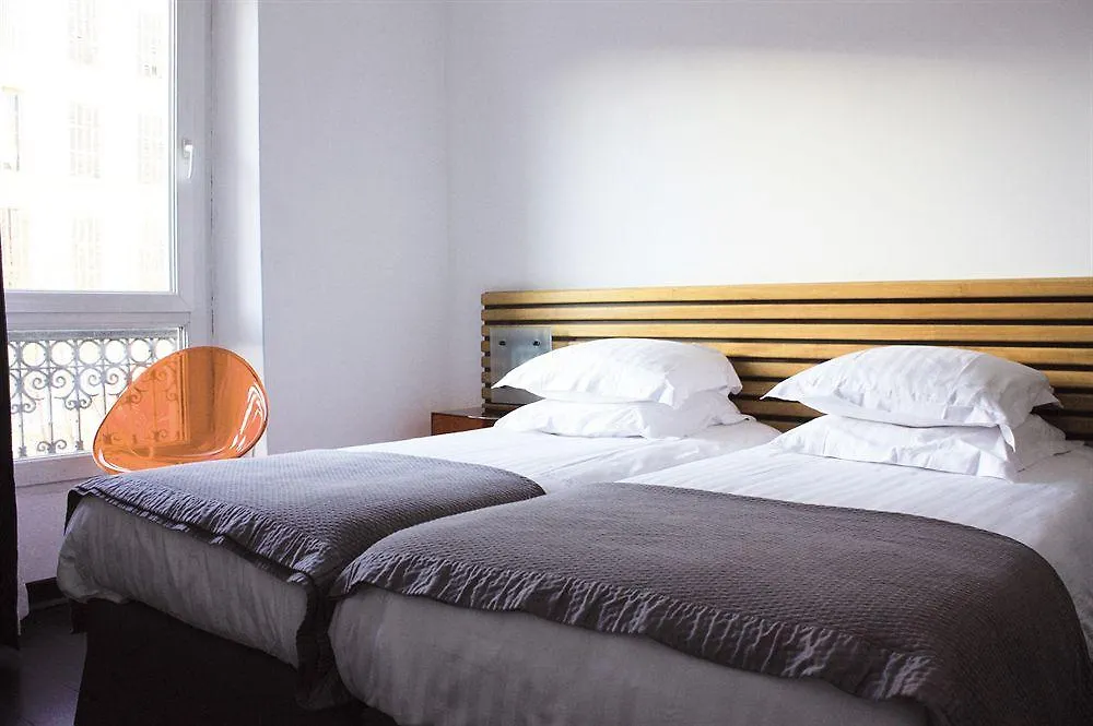 Greet Marseille Centre Saint Charles Hotel